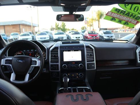 Used 2019 Ford F150 King Ranch w/ Equipment Group 601A Luxury AWD/4WD image 38