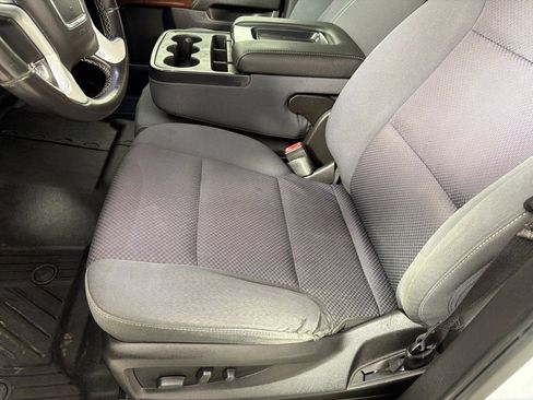 Used 2018 GMC Sierra 1500 SLE w/ SLE Value Package image 12