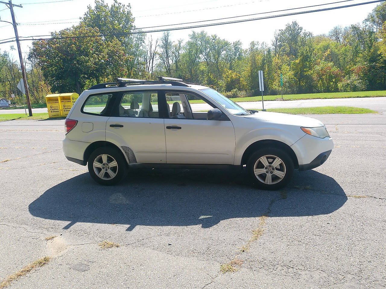 Used 2010 Subaru Forester 2.5X AWD/4WD image 8