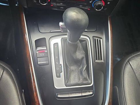 Used 2010 Audi Q5 3.2 Premium AWD/4WD image 12