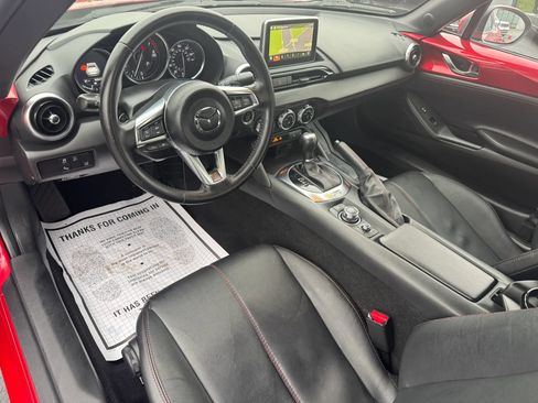 Used 2017 MAZDA MX-5 Miata RF Grand Touring RWD image 11