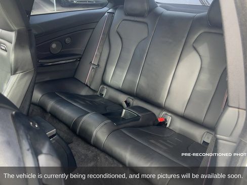 Used 2018 BMW M4 Coupe RWD image 12