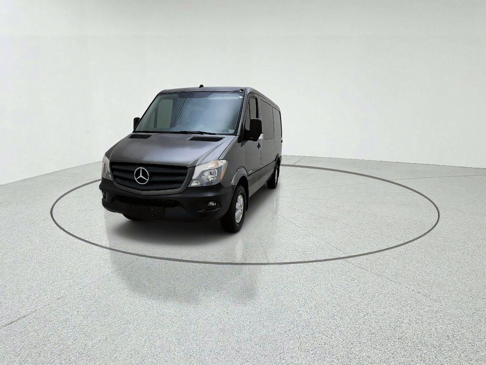 Used 2016 Mercedes-Benz Sprinter 2500 image 2