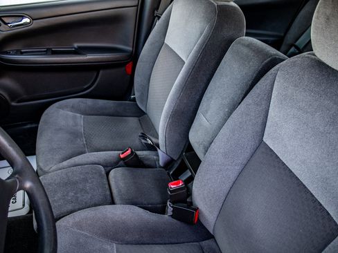 Used 2008 Chevrolet Impala LT image 26