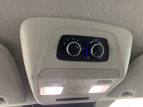 Used 2021 Ford Transit 350 XLT RWD image 27