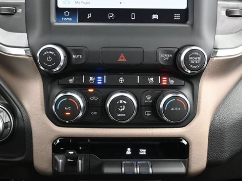 Used 2022 RAM 1500 Laramie AWD/4WD image 47