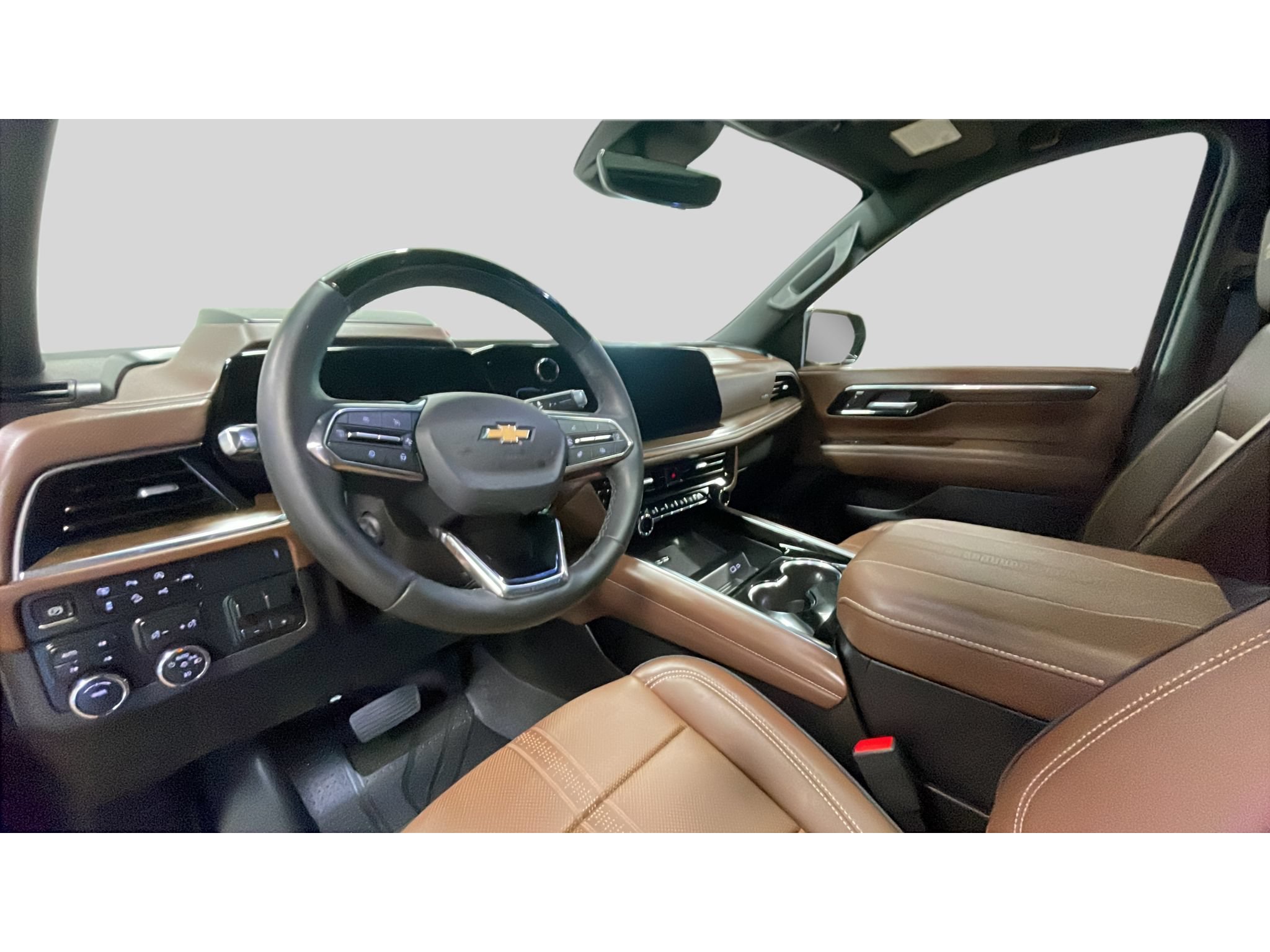 Used 2025 Chevrolet Suburban High Country w/ Sun And Tow Package AWD/4WD image 11