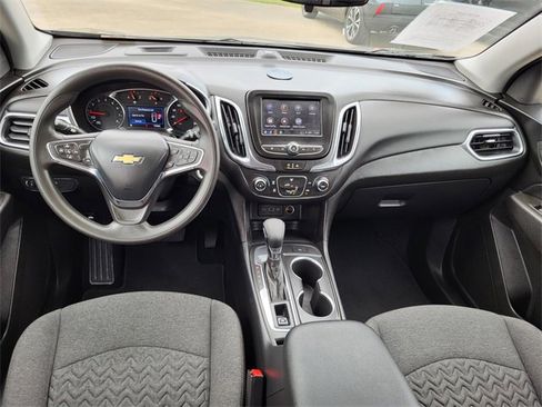 Used 2024 Chevrolet Equinox LT image 14
