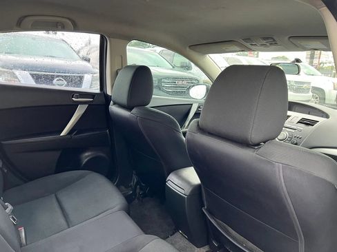 Used 2010 MAZDA MAZDA3 s Sport FWD image 17
