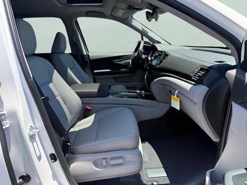 New 2026 Honda Ridgeline RTL image 16