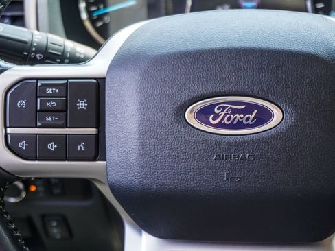 Used 2024 Ford Expedition Max XLT AWD/4WD image 17