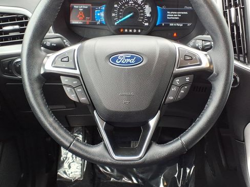 Used 2024 Ford Edge SEL image 16