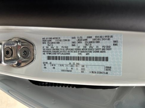 New 2026 Ford Escape SE image 29