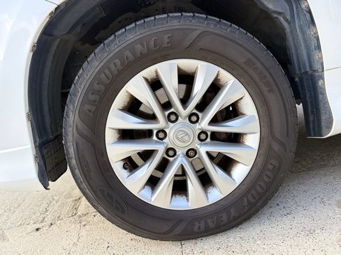 Used 2019 Lexus GX 460 Premium w/ Premium Package AWD/4WD image 12