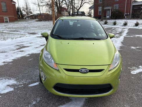 Used 2011 Ford Fiesta SES w/ 301A Rapid Spec Order Code image 2