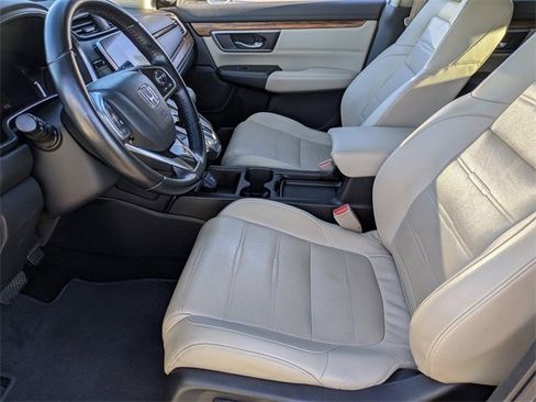 Used 2018 Honda CR-V Touring image 18