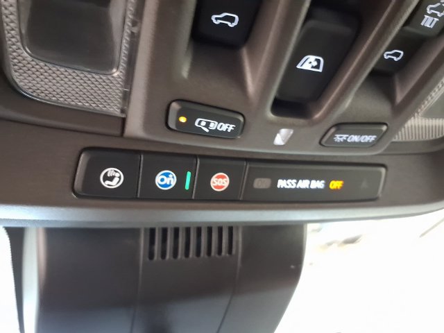Used 2024 GMC Sierra 2500 Denali w/ Denali Reserve Package AWD/4WD image 16