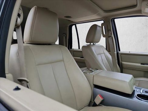 Used 2016 Ford Expedition EL Limited w/ Equipment Group 301A image 15