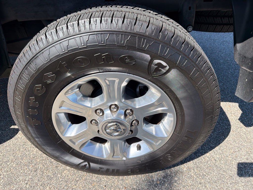 Used 2024 RAM 2500 Big Horn w/ Sport Appearance Package AWD/4WD image 15
