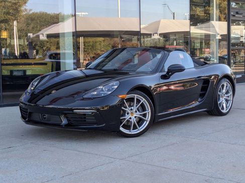 New 2025 Porsche 718 Boxster image 13