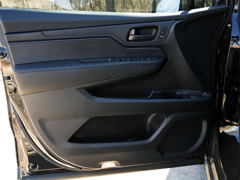 Certified 2025 Honda Odyssey EX-L image 37