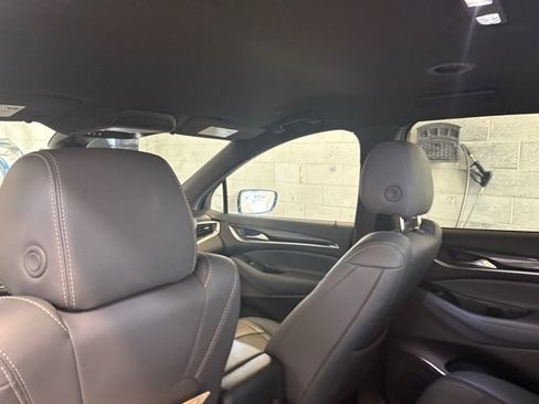 Used 2024 Buick Enclave Premium image 15