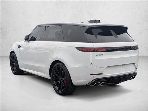 Used 2025 Land Rover Range Rover Sport Dynamic SE image 8