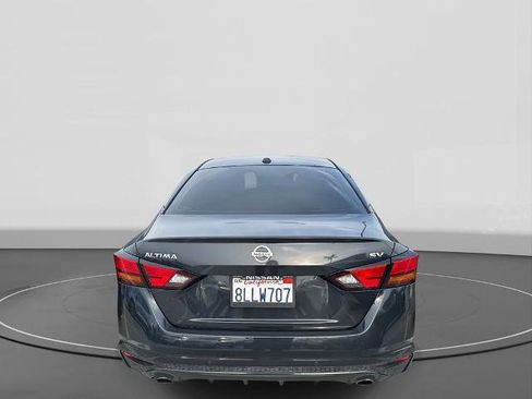 Used 2019 Nissan Altima 2.5 SV image 6