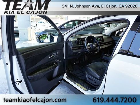 Used 2023 Nissan Ariya FWD image 43