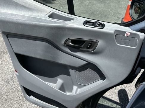 Used 2019 Ford Transit 250 148 High Roof Extended RWD image 17