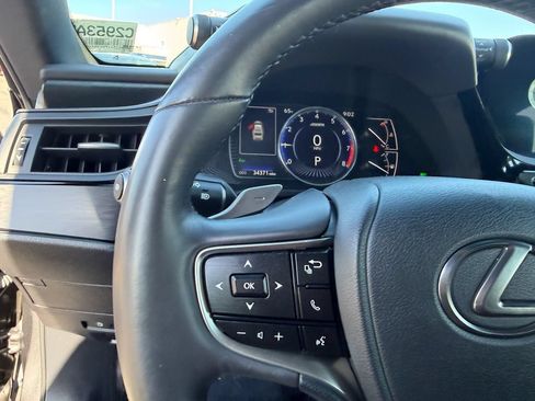 Used 2023 Lexus ES 350 w/ Premium Package FWD image 19
