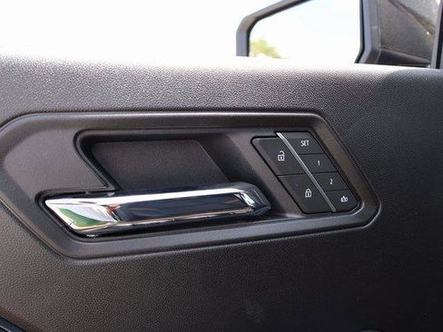 New 2025 GMC Canyon AT4 w/ Nightfall Edition image 18