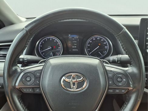 Used 2023 Toyota Camry SE w/ Convenience Package FWD image 17