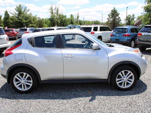Used 2011 Nissan Juke S AWD/4WD image 6