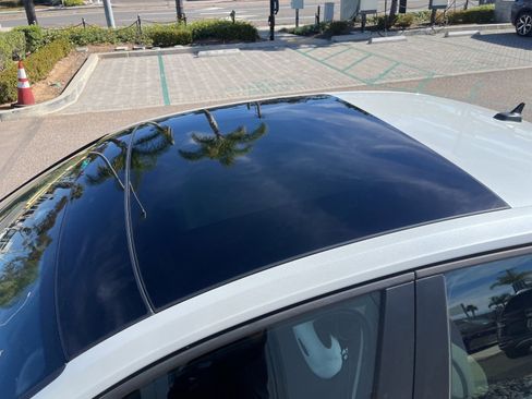 Used 2023 Volkswagen Jetta SE w/ Panoramic Sunroof Package image 8