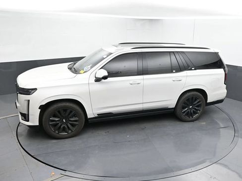 Used 2021 Cadillac Escalade Sport w/ Driver Assist Tech Package AWD/4WD image 46