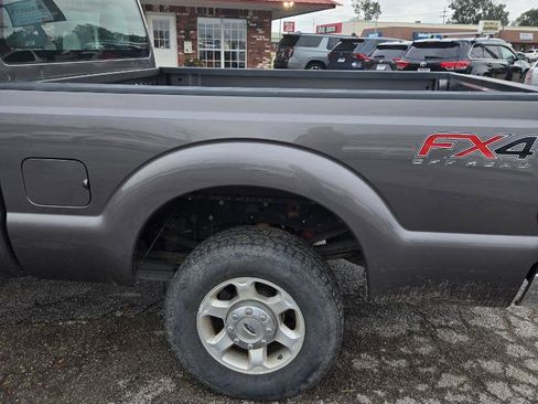 Used 2014 Ford F250 XL w/ Power Equipment Group image 17
