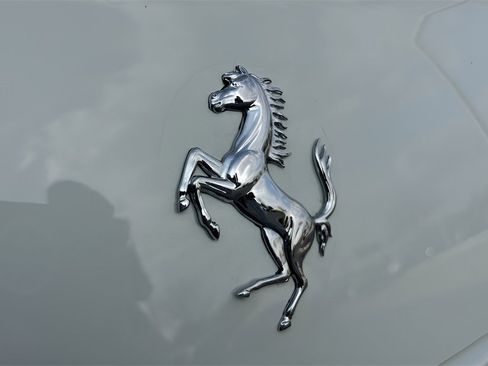 Used 2017 Ferrari GTC4Lusso image 26