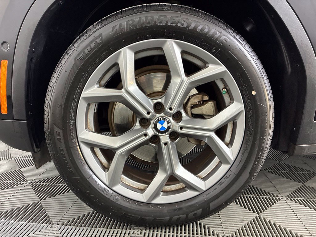 Certified 2024 BMW X3 sDrive30i w/ Convenience Package RWD image 8