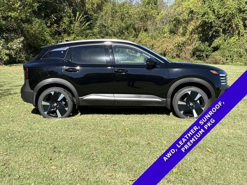 New 2026 Nissan Kicks SR w/ SR Premium Package image 2