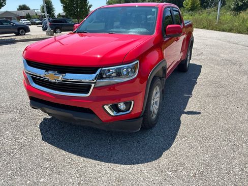 Used 2018 Chevrolet Colorado LT AWD/4WD image 3