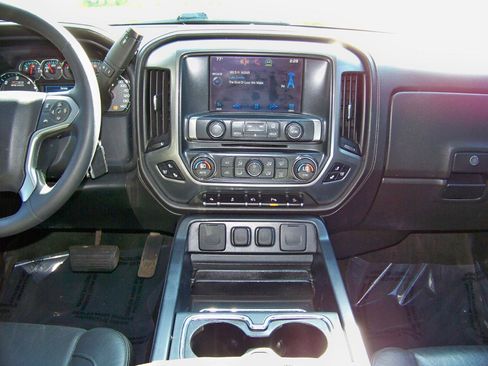 Used 2014 Chevrolet Silverado 1500 LTZ AWD/4WD image 18