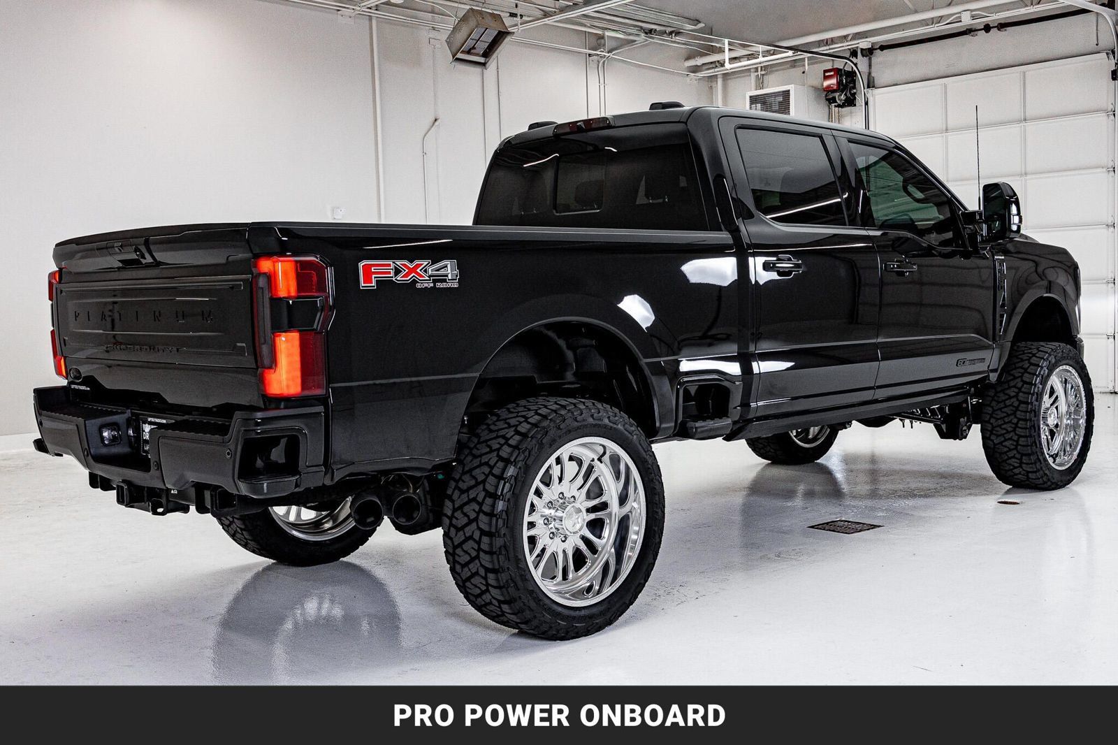 Used 2026 Ford F250 Platinum w/ Platinum Plus Package AWD/4WD image 10