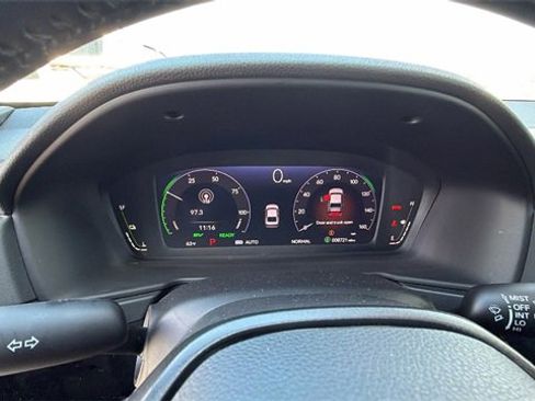 Used 2025 Honda Accord Sport image 29