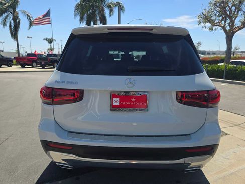 Used 2022 Mercedes-Benz GLB 250 image 14