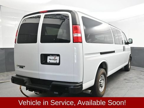 Used 2024 Chevrolet Express 3500 LS RWD image 6