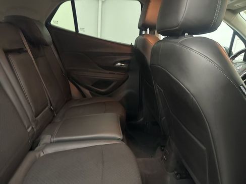 Used 2022 Buick Encore Preferred w/ Safety Package image 27