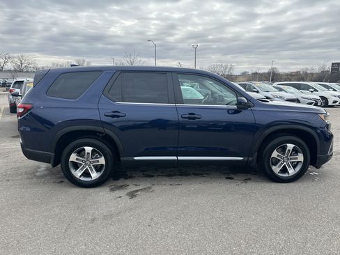 Certified 2025 Honda Pilot EX-L image 3