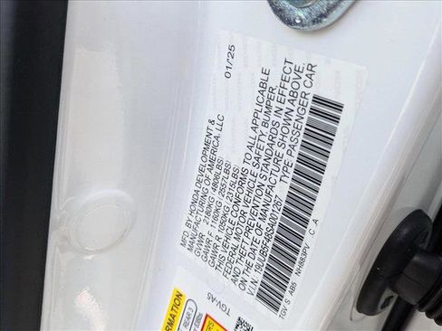 New 2025 Acura TLX w/ Technology Package image 18