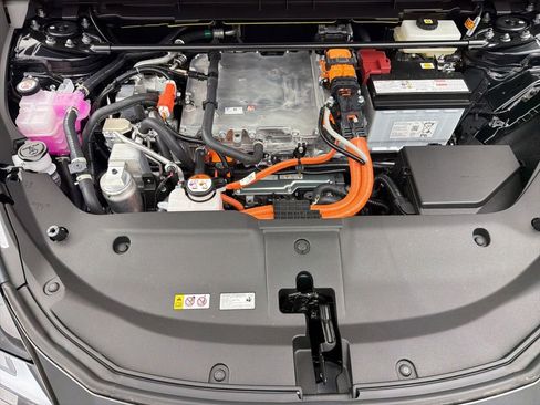 New 2026 Lexus RZ 450e AWD image 19
